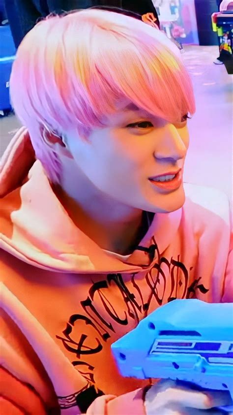 Nct Dream Pop Up Store Glitch Arcade Center Behind Leejeno Jeno