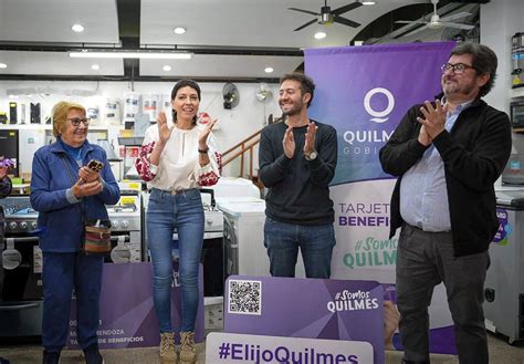 Mayra presentó la tarjeta de beneficios Somos Quilmes Diario EL SOL