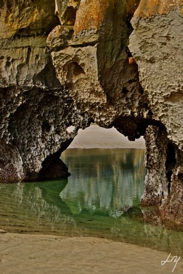 FOTOGRAFÍA Y FILATELIA PLAYA LAS CUEVAS NAVES LLANES ASTURIAS