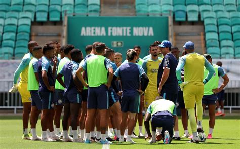 Jornal Correio Bahia Tem Sequ Ncia De Jogos Em Casa Para Se Afastar