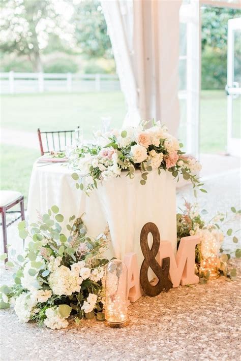 20 Wedding Sweetheart Table Ideas For Every Season Oh The Wedding Day