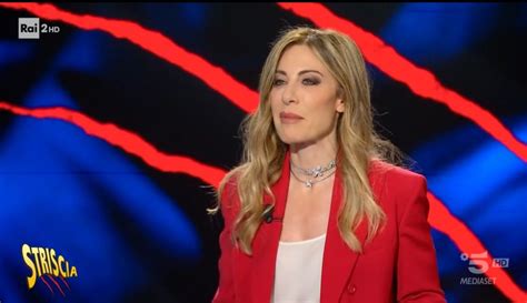 Francesca Fagnani Fa Domande Ma Non D Risposte Il Codacons Presenta