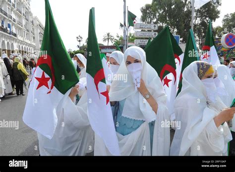 Indépendance algérie 1962 Banque de photographies et dimages à haute