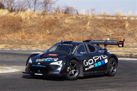 Toyota Gt Tackles Pikes Peak Evo