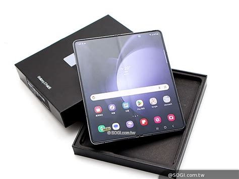 全新flex轉軸、機身更輕薄！三星galaxy Z Fold5摺疊手機開箱 Sogi 手機王