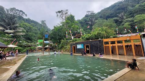 Wisata Kolam Air Panas Galunggung Ada Kolam Modern Dan Kolam Pemandian