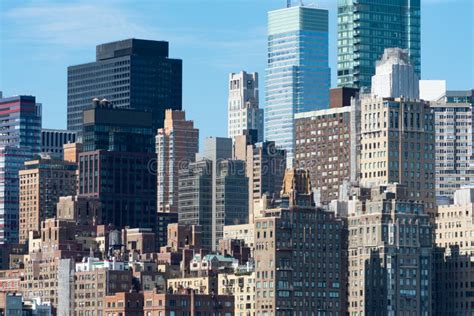 Midtown Manhattan Skyline With Skyscrapers And Buildings In New York