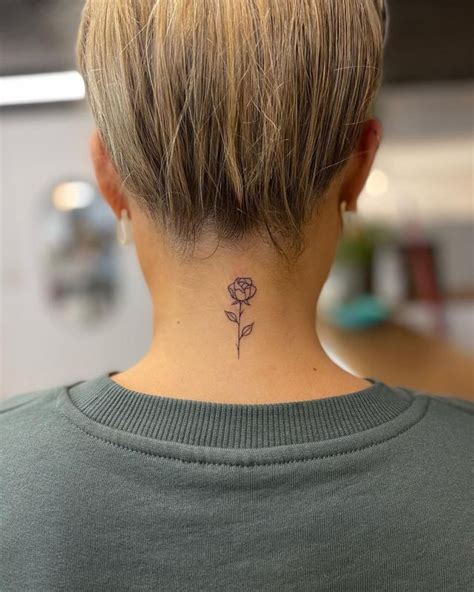 Cute Neck Tattoo Ideas Photos