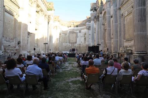 A Passaggi Il Festival Della Poesia Con Il Vincitore Del Premio