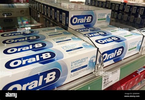 Oral B Toothpaste Seen On A Shelf At A Store Stock Photo Alamy