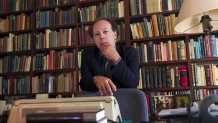 Muere el escritor Javier Marías figura clave de la literatura española