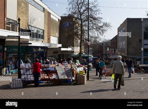 Yeovil Town Centre High Street Hi Res Stock Photography And Images Alamy