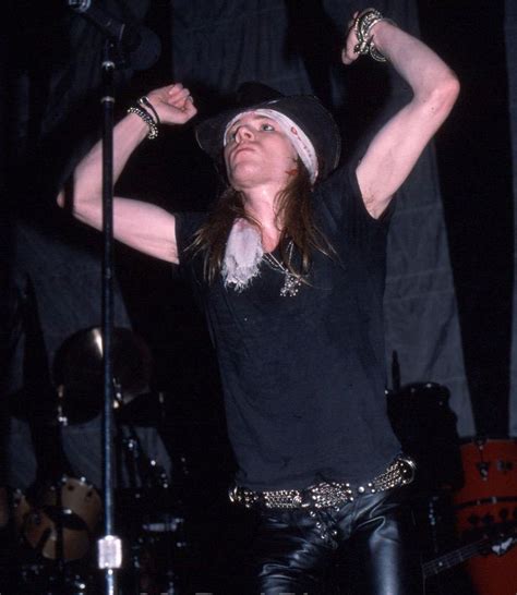 Axl Rose Of Guns N Roses Late 80s Axlrose Waxlrose Gnr Gunsnroses Rockstar Rockicon