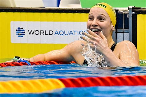 Mollie Ocallaghan Sinks Long Standing 200 Free Wr Aussie 1 2