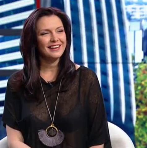 Порасналият син на Жени Калканджиева й доведе снаха - вижте каква ...