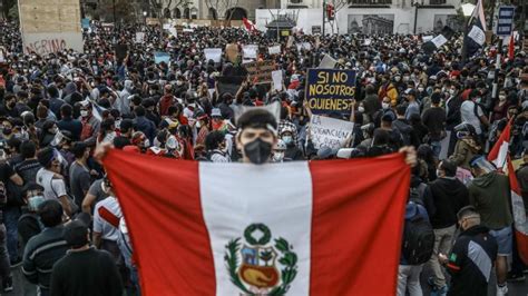 Las Marchas Multitudinarias En Perú Rechazan Al Nuevo Gobierno De Merino “no Ha Sido Elegido