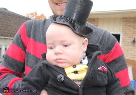 Thomas and Sir Topham Hatt Costume - Photo 2/3