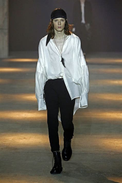 Ann Demeulemeester Ready To Wear Fall Winter 2023 Paris Nowfashion