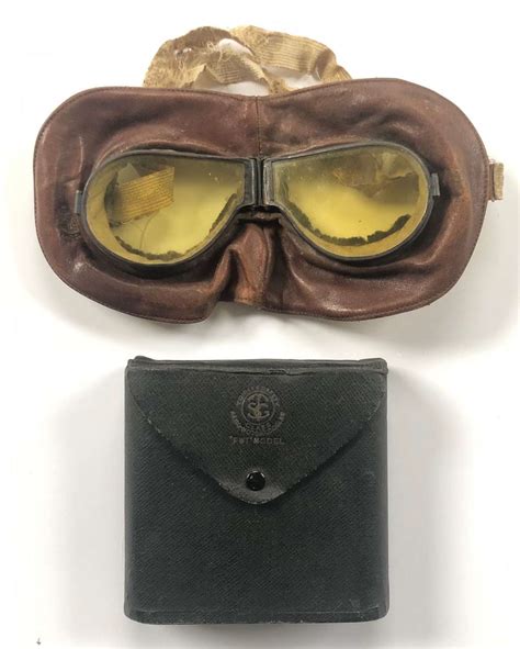 WW1 Royal Flying Corps 1917 Triplex Flying Mask Goggles & Case
