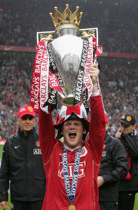 Wayne Rooneys First Premier League Trophy Came In 2007 Here The