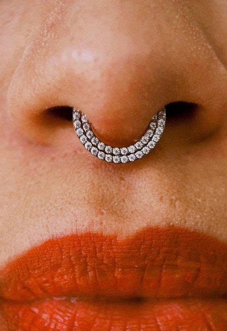 Septum Piercing The Definitive Guide Answers And Gallery The Trend Scout