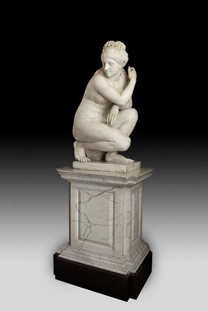 White Marble Sculpture Of The Crouching Venus Flickr Photo Sharing