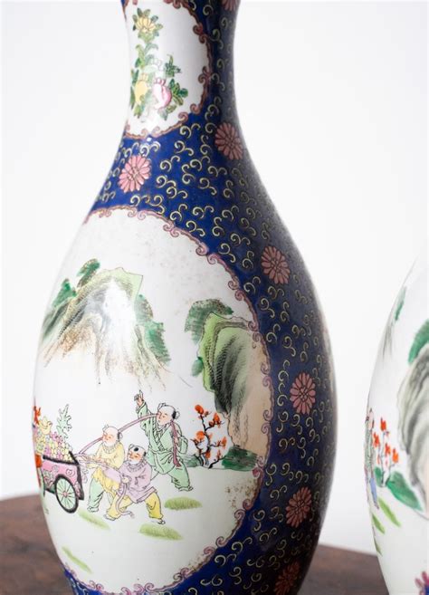 Proantic Paire Danciens Vases Chinois En Porcelaine Bleue Et Blanche