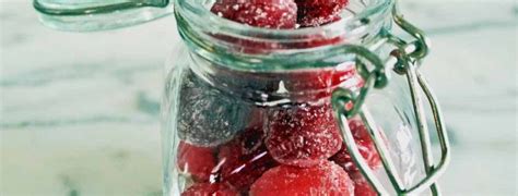 Sugared Cranberries As Garnish For Cocktails Dessert And More Eat Something Sexy