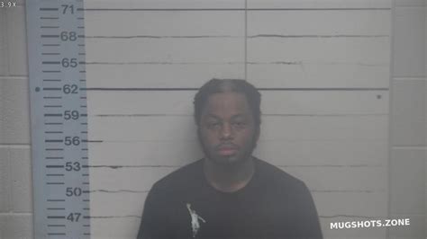 MOORE TERRANCE 10 01 2022 Desoto County Mugshots Zone