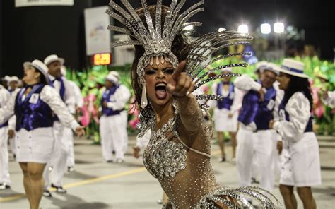 Desfile da Nenê de Vila Matilde FOTOS fotos em Carnaval 2016 em São