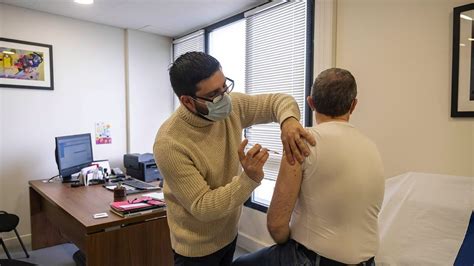 Le gouvernement corrige le tir sur la formation des médecins