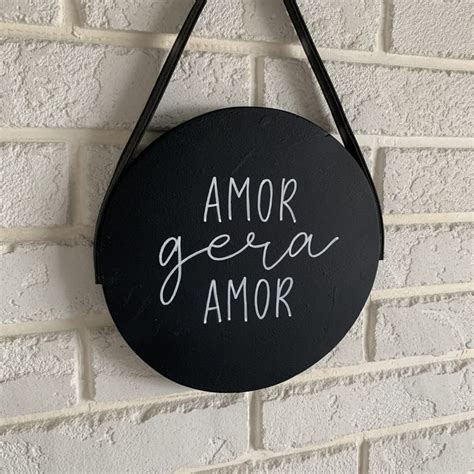 Placa Decorativa Amor Gera Oficina Criativa