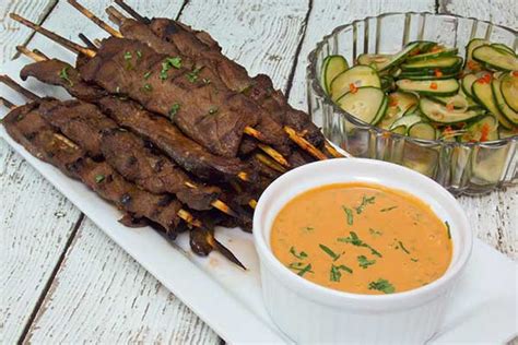 Satay Skewers with Peanut Sauce - Best Crafts and Recipes