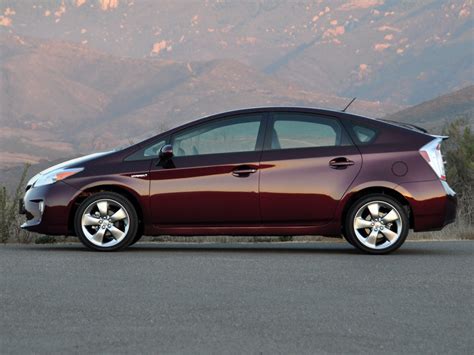 2013 Toyota Prius Test Drive Review CarGurus