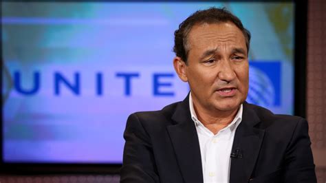 United CEO says passenger was, "...disruptive and beligerent." : r ...