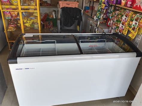 Medium Voltas Curved Glass Top Deep Freezer 320 Litre At Rs 31090 In Pune