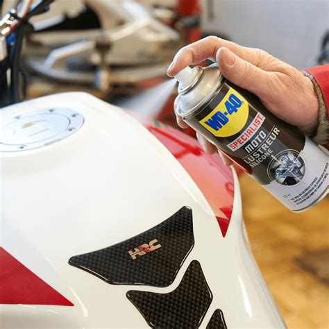 Le Lustreur Silicone WD 40 Specialist Moto Fait Briller Votre Moto