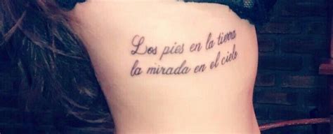 Los Pies En La Tierra La Mirada En El Cielo Frases Para Tatuajes