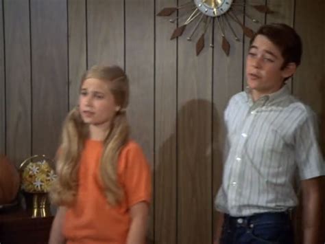 Maureen Mccormick The Brady Bunch Ol Days Barry Williams Remember