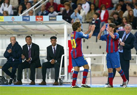 18 años del debut oficial de Messi con el Barça