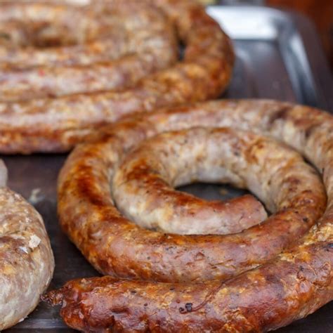 Longanizas Tipos y Recetas del Embutido Español Historia