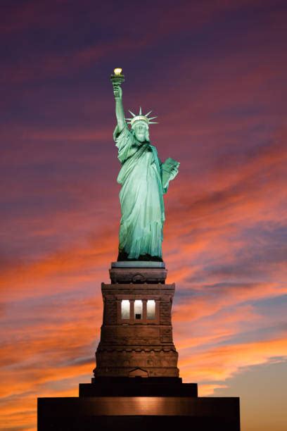 200+ Statue Of Liberty Torch Night Stock Photos, Pictures & Royalty ...