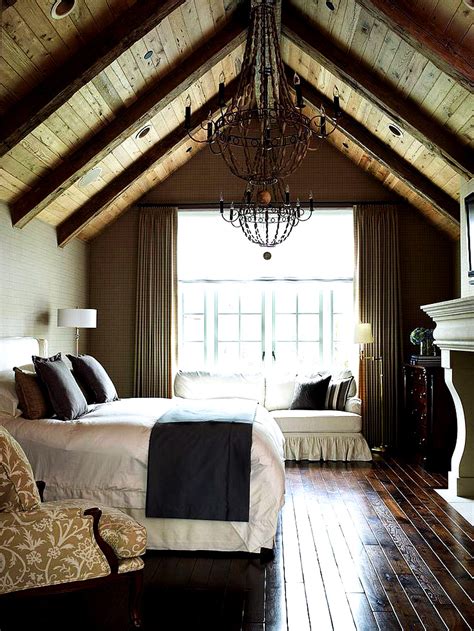 Home Decor Ideas: Wood and white bedroom