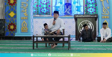 Uma Melaksanakan Pengajian Tentang Hijrah Dalam Pandangan Al Quran