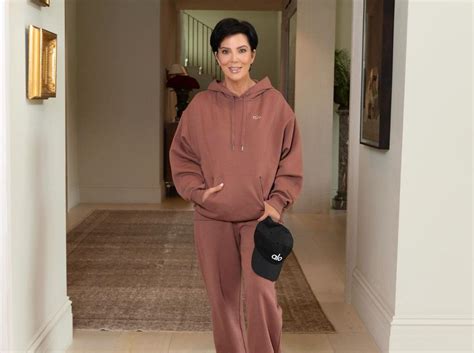 Kris Jenner Accused Of Heavily Photoshopping New Instagram Pictures