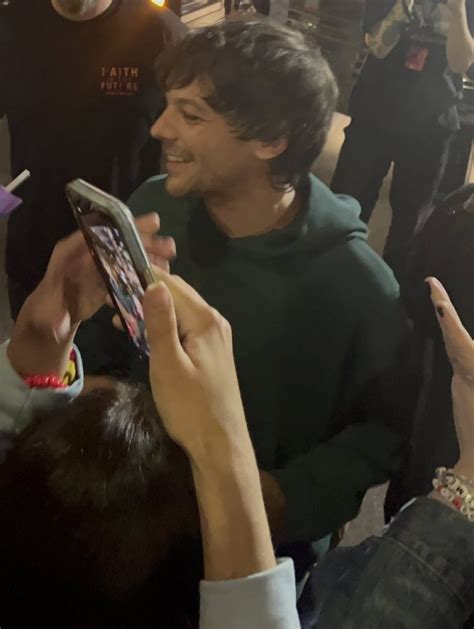 The Kings Updates On Twitter Louis Conociendo Fans En Minneapolis