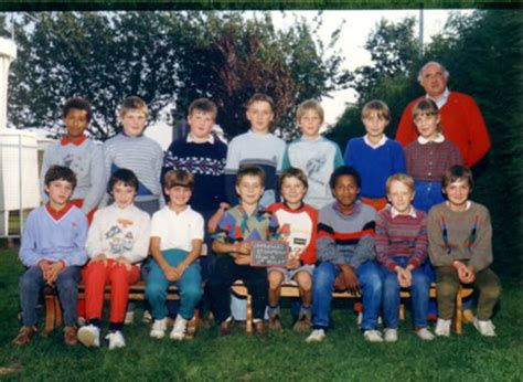 Photo De Classe Cm2 De 1986 Ecole Primaire Copains Davant