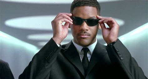 Download Movie Men In Black Wallpaper