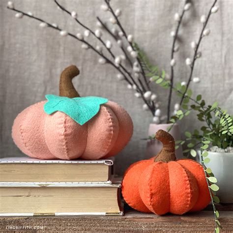 Felt Pumpkins DIY Pattern Tutorial Lia Griffith