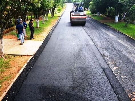 Continúan los trabajos de asfaltado en calles de Misiones Agencia